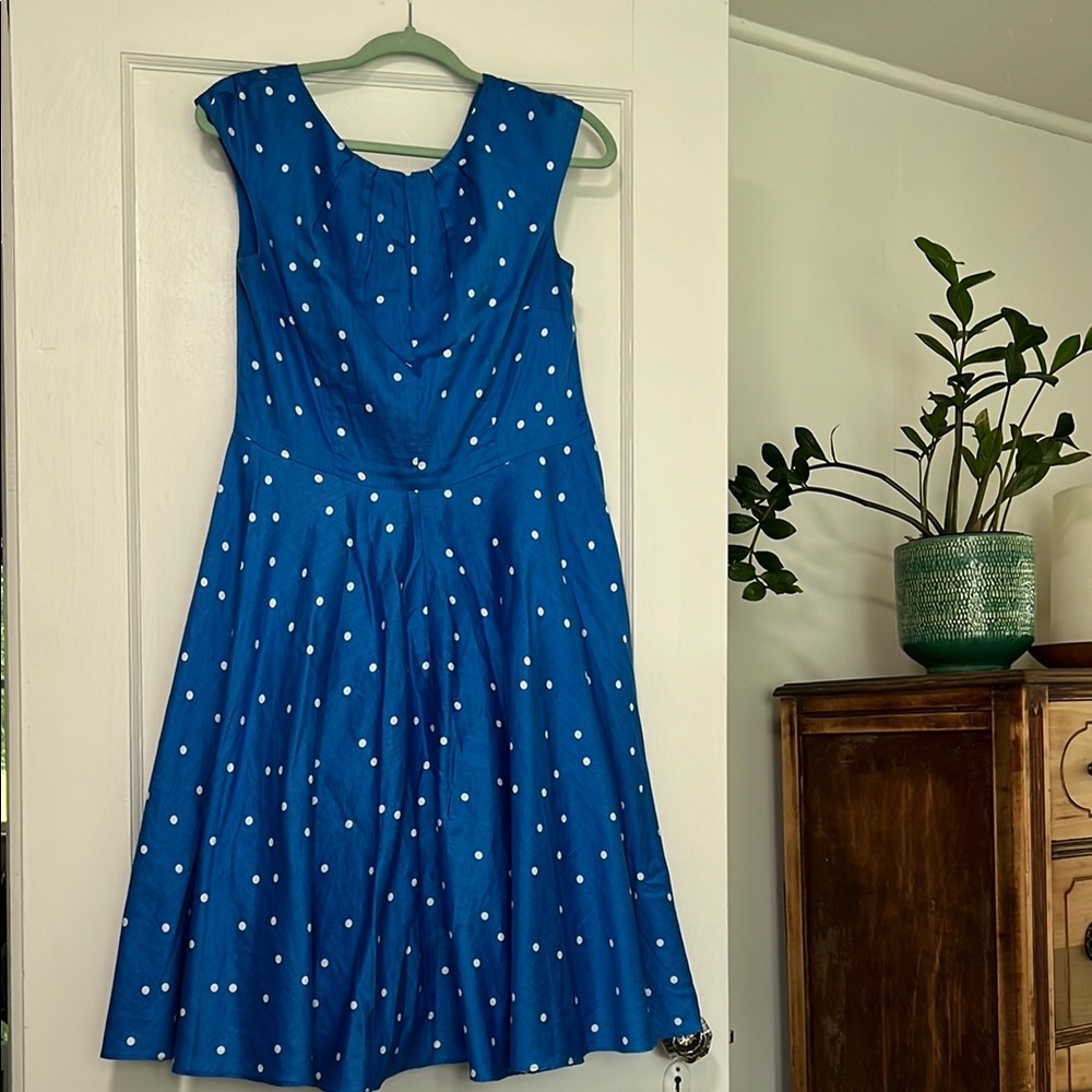 Boden Cap Sleeve Blue Polka Dot Dress- size 6 Long- EUC
